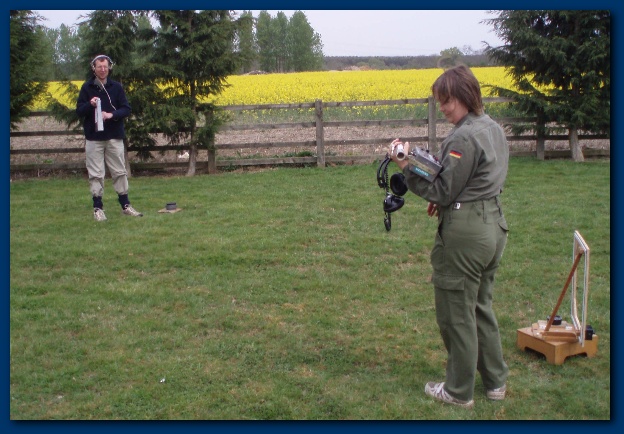 600x409 pixels (130K)